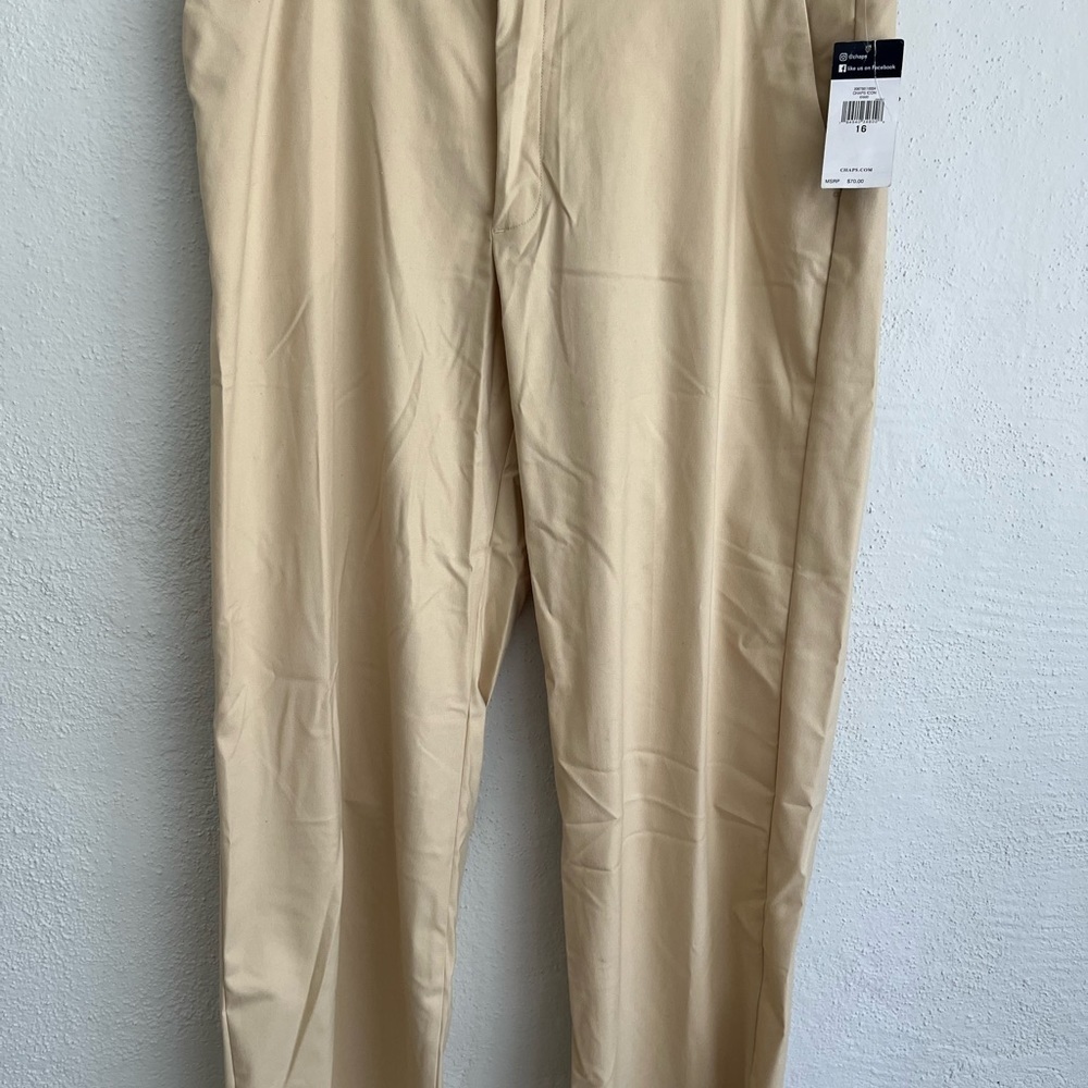 CHAPS Woman Beige Straight Leg Dress Pants - Size 16